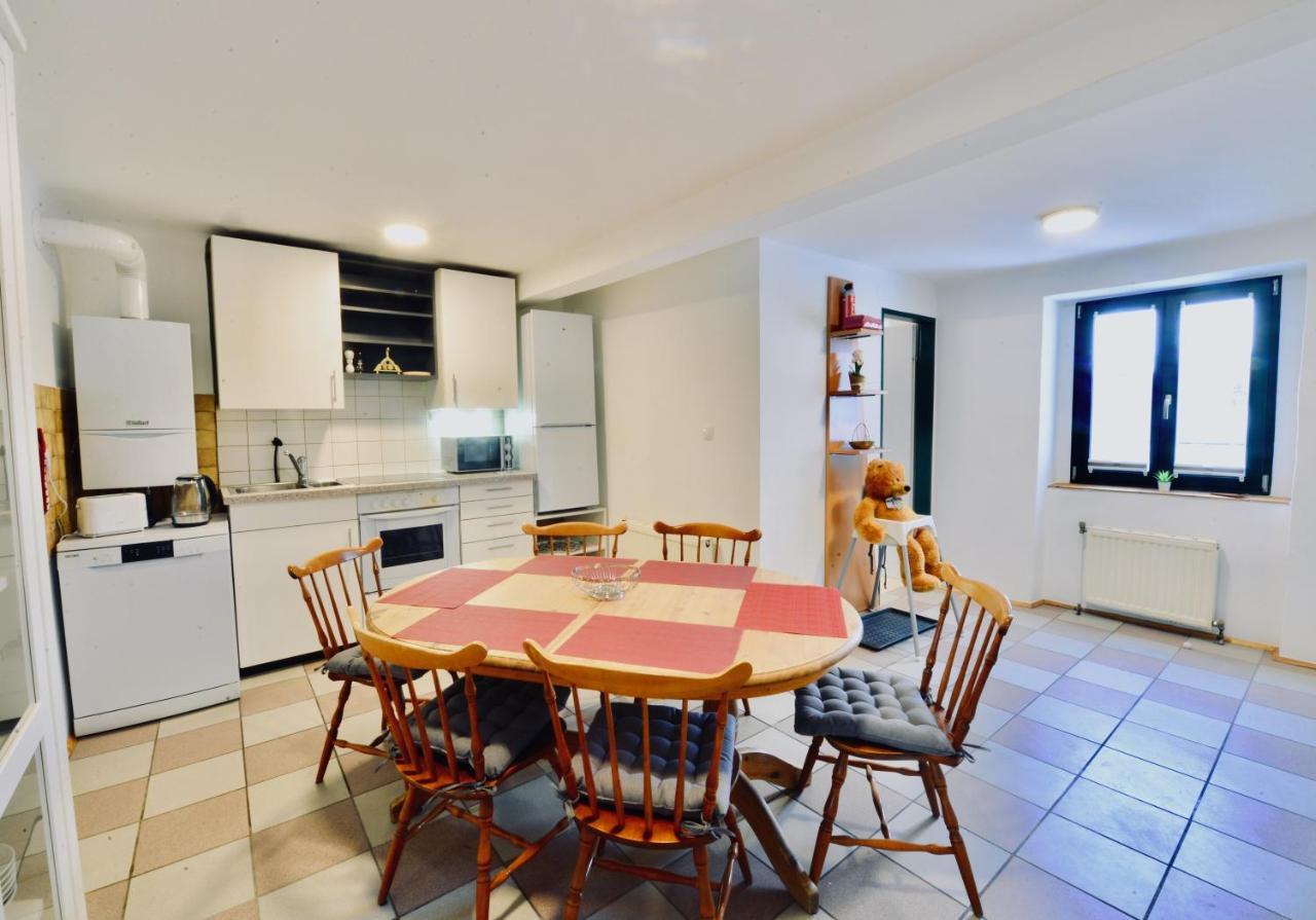 Charming Attic Apartment Near Messe Wien And Center Exterior foto